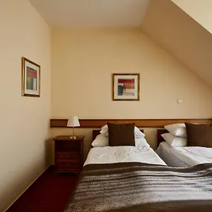 Fleur De Lis 4* Prag